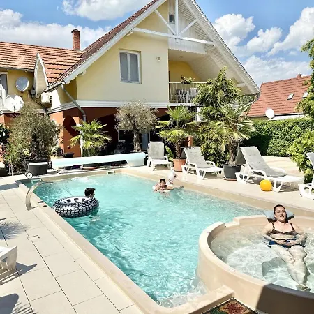 Daire Lelle Udvar 1 Ac Free Parking Balatonlelle